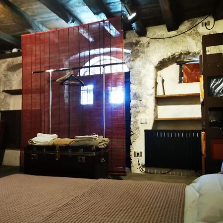 Con Il Castello Di Lucawest Bed & Breakfast
