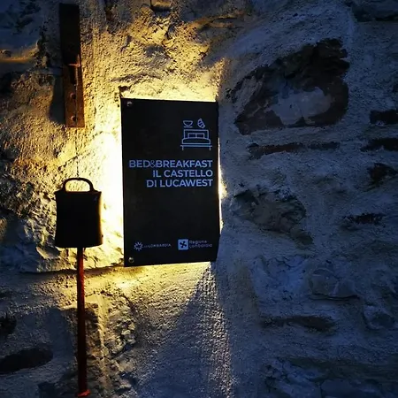 Con Il Castello Di Lucawest Bed & Breakfast